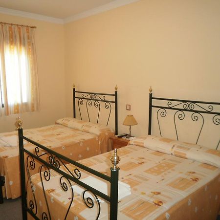Hostal Miraflor De Las Cadenas Cuacos De Yuste Exteriör bild