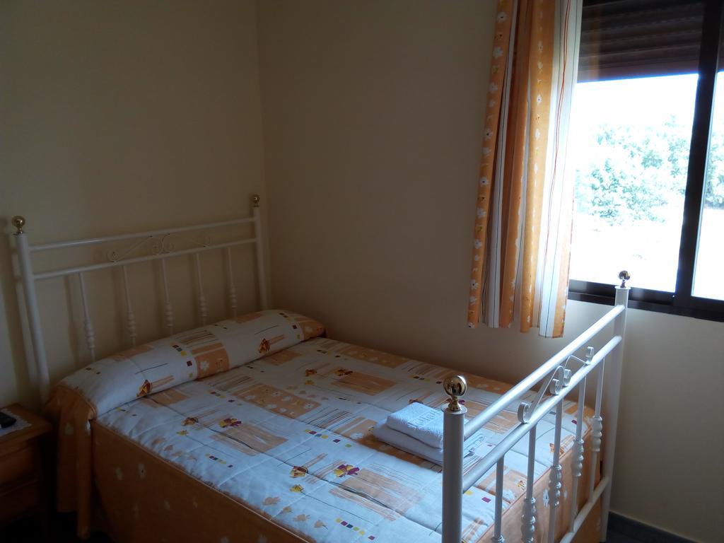 Hostal Miraflor De Las Cadenas Cuacos De Yuste Exteriör bild